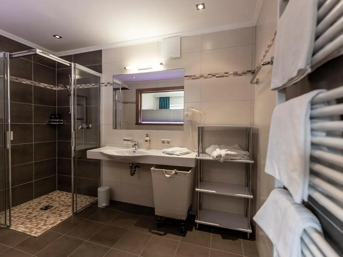 Frau Gans - Pure Mountain Apartments Saalbach-Hinterglemm