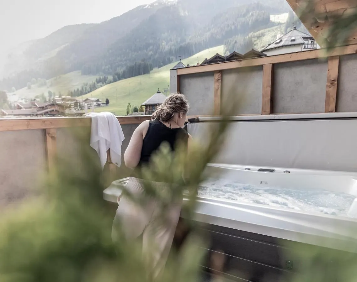 Frau Gans - Pure Mountain Apartments Saalbach-Hinterglemm 0*,  Austria