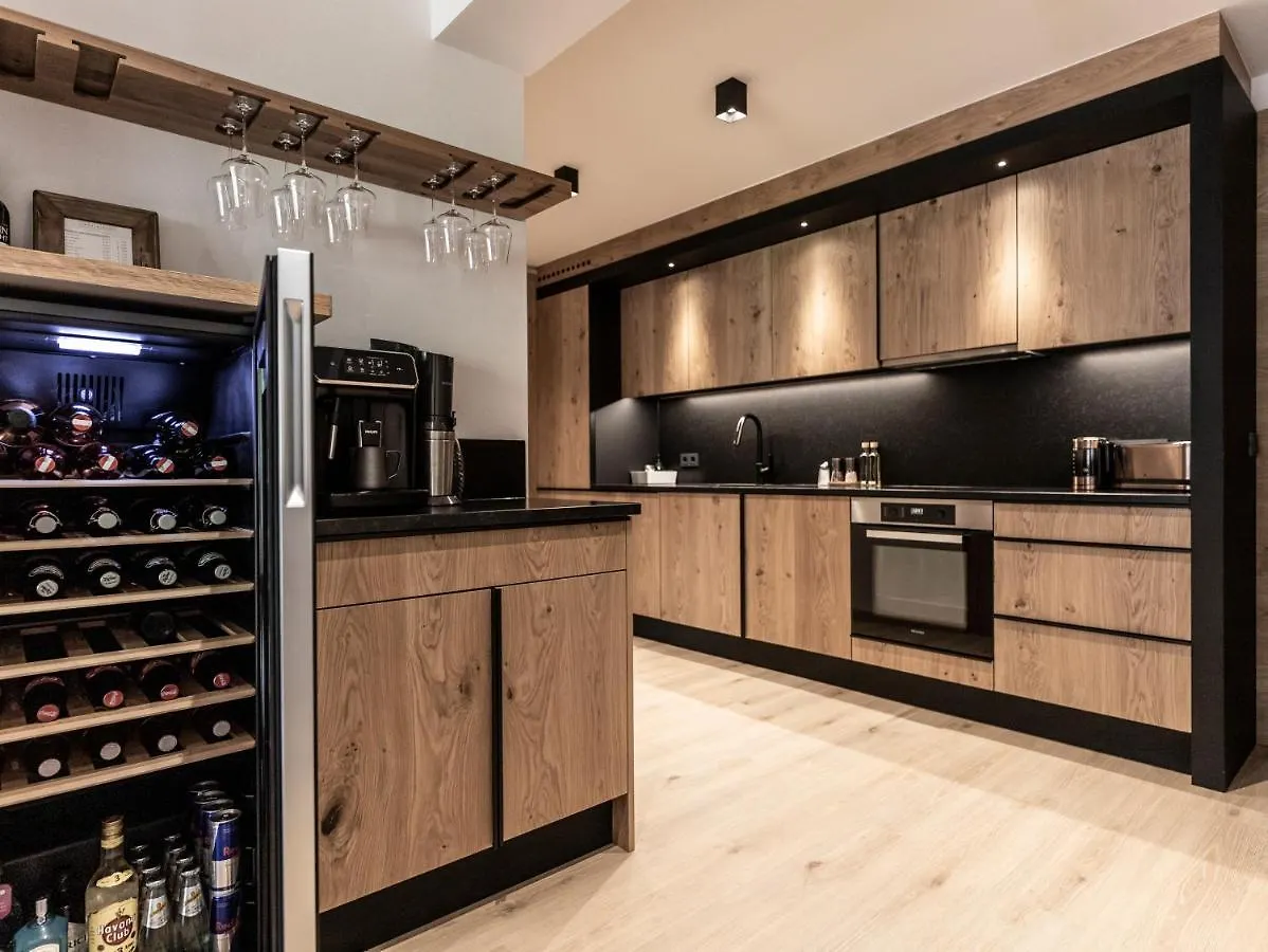 Frau Gans - Pure Mountain Apartments Saalbach-Hinterglemm